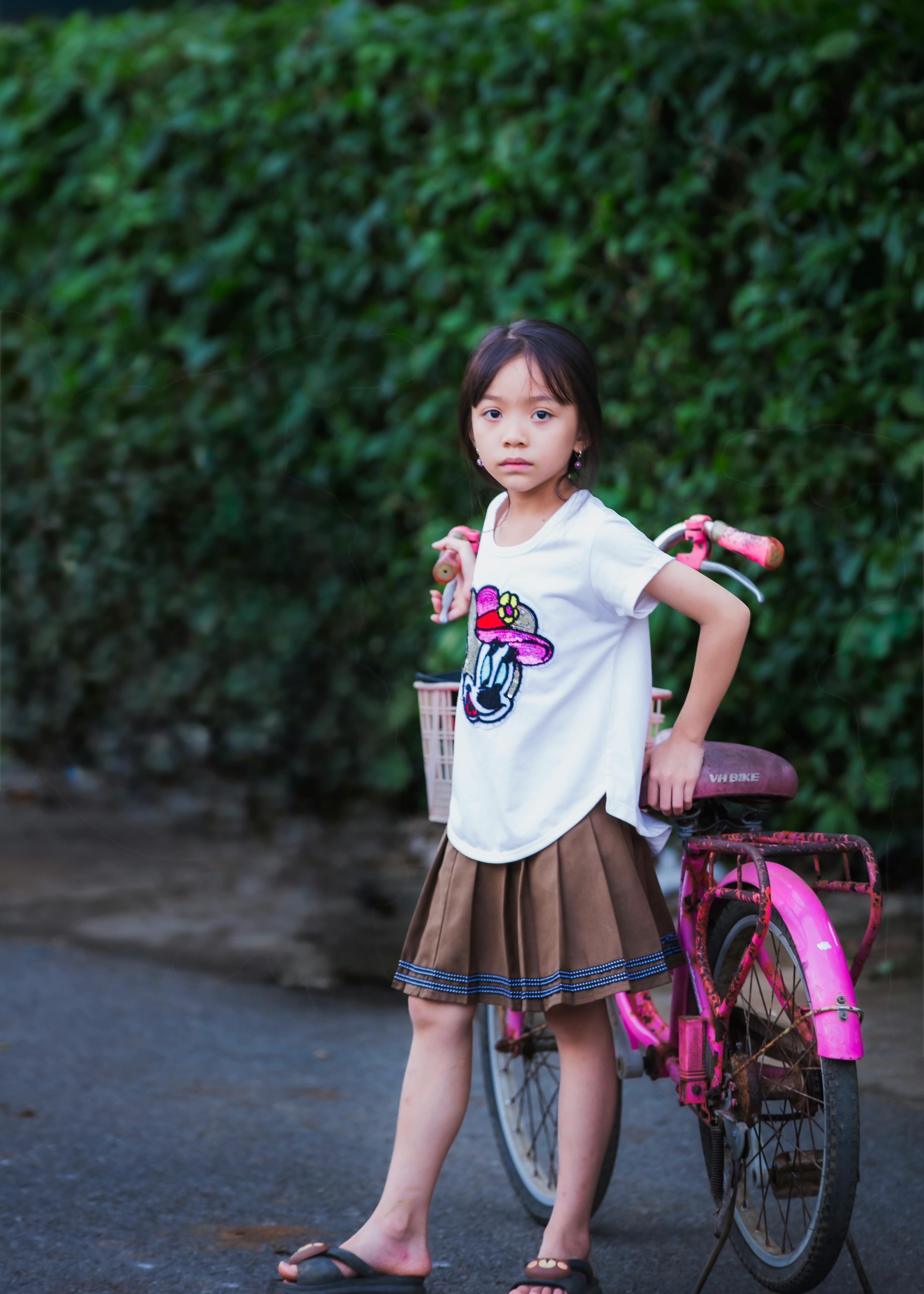 精选推荐封面图：科幻与未来感